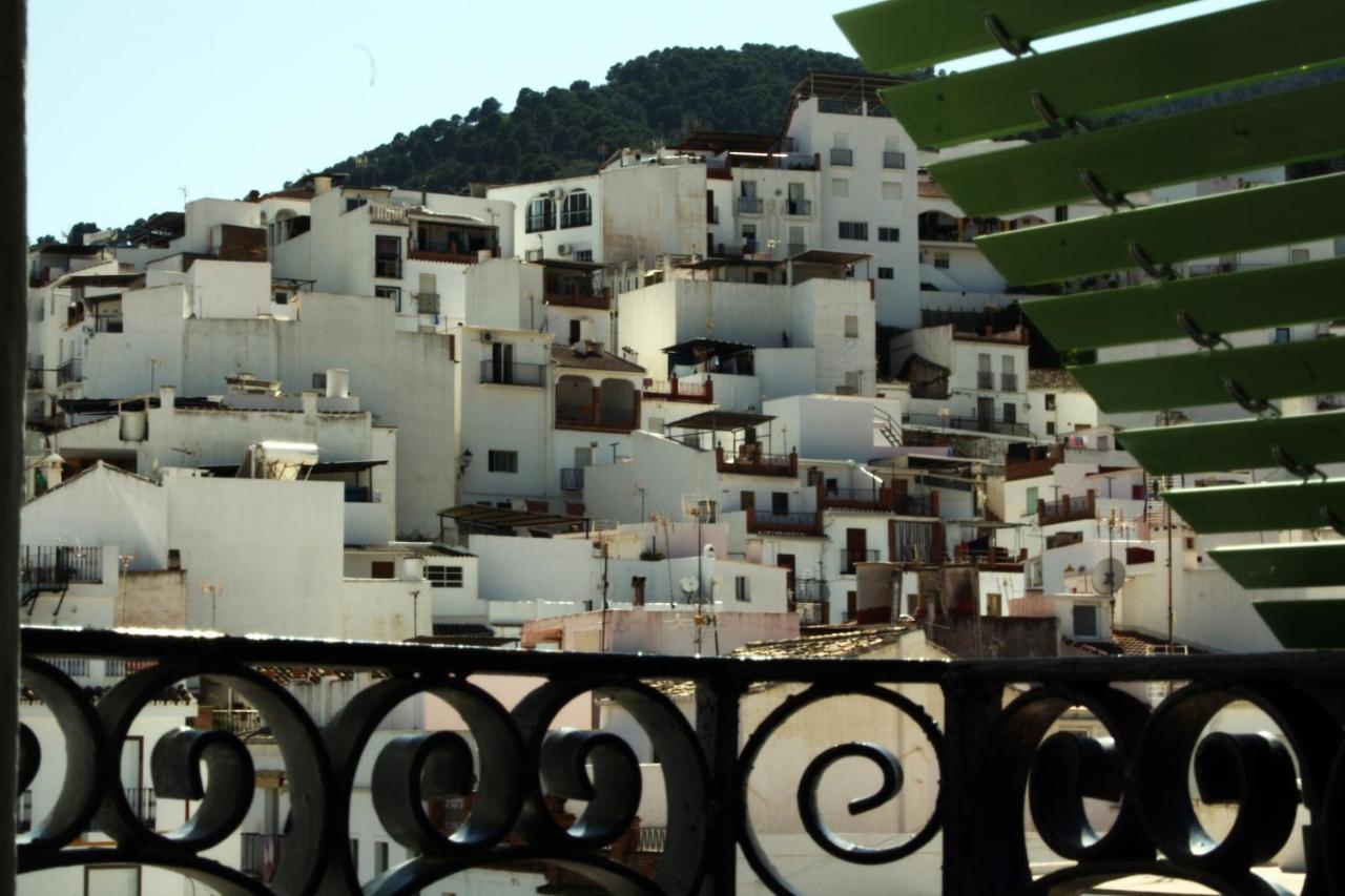 Casa Pepe La Rosa Atico Apartment Tolox Exterior photo